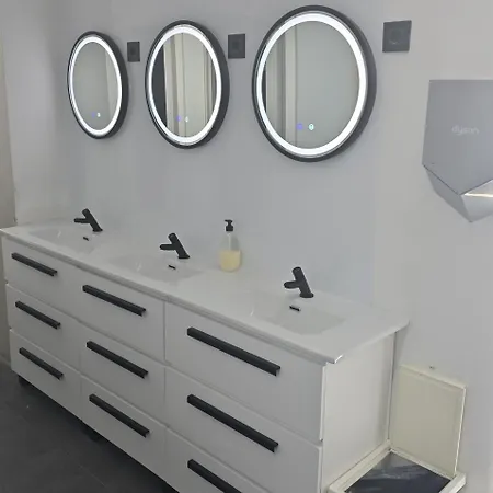 Optimi Hostal