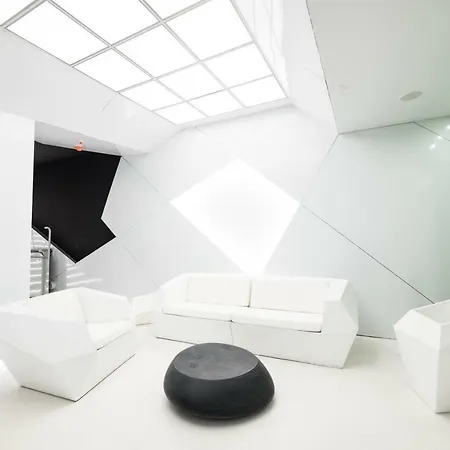 Optimi Hostal