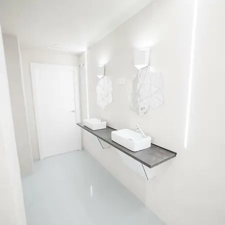 Hostal Optimi *