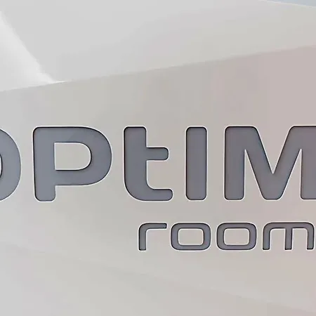 Hostel Optimi