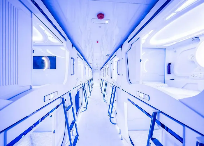 Optimi Хостел Бильбао